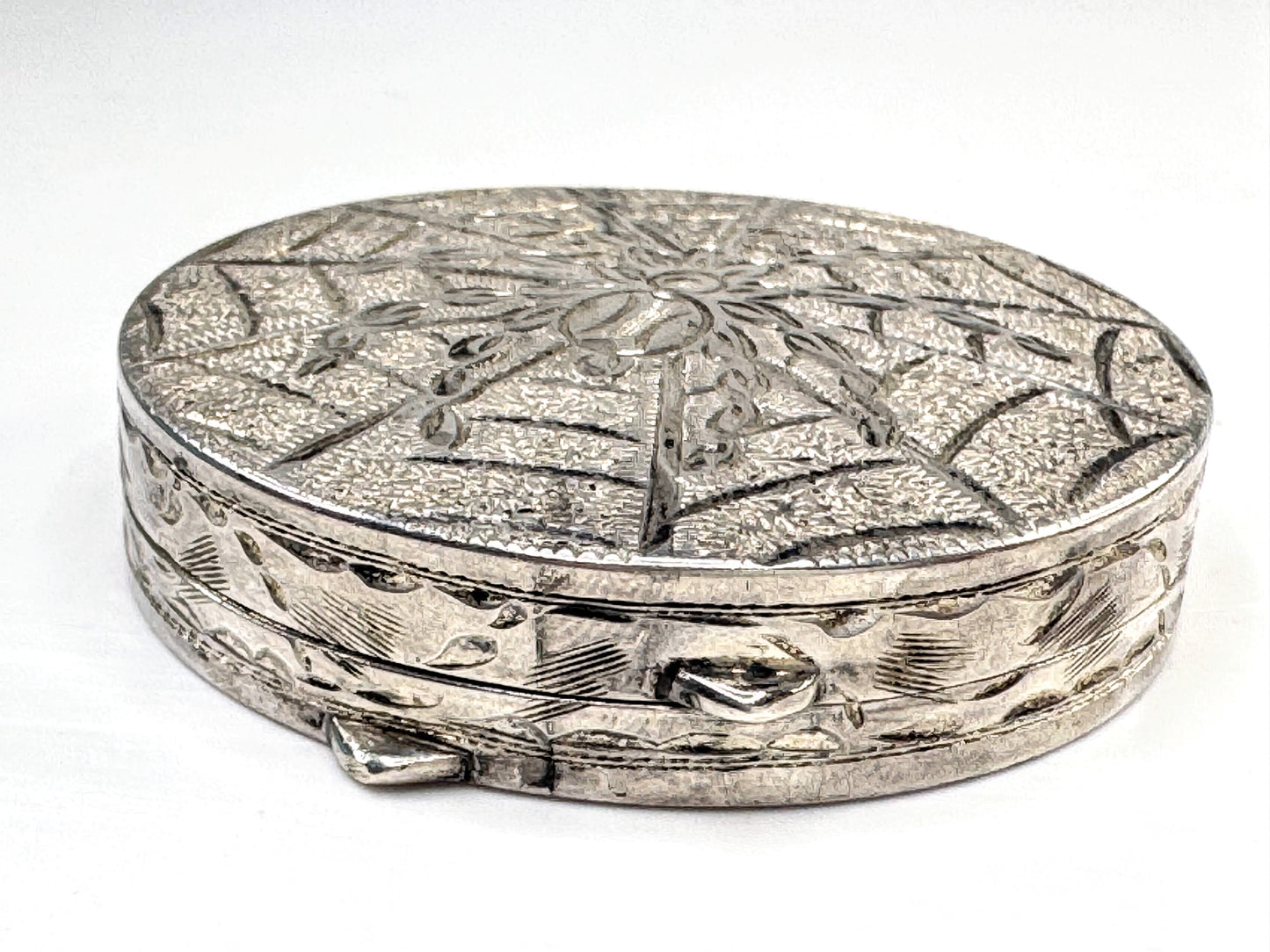 Vintage Spider Web with spider Engraved Sterling Silver Pill Box 2" 24.1g SS366