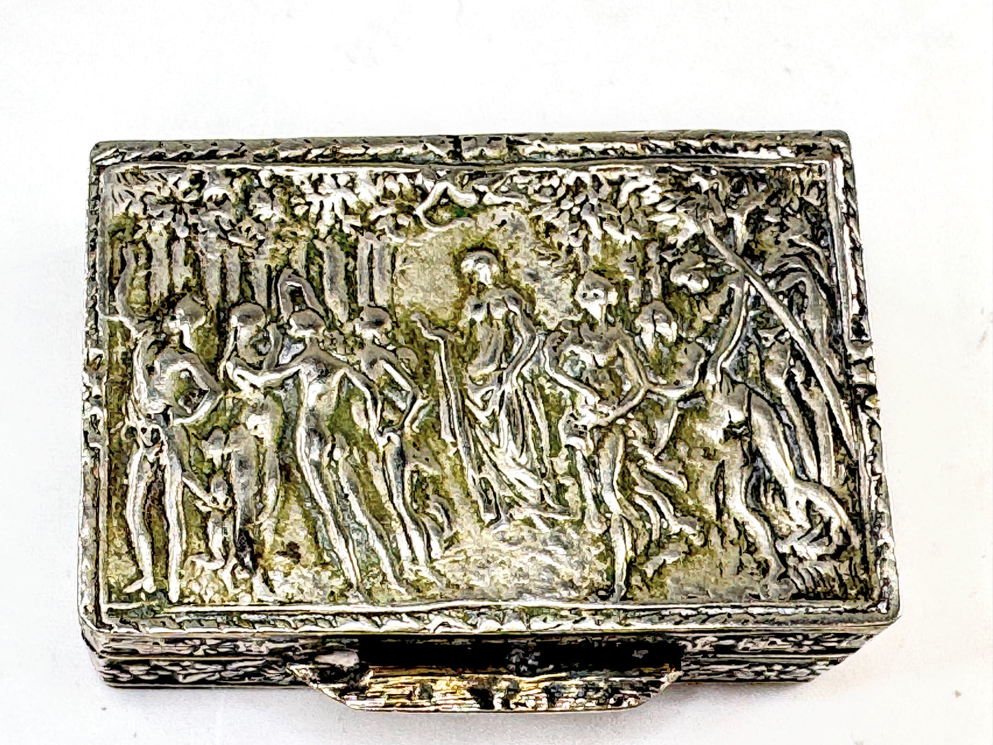 Vintage Repoussé Sterling Silver Classical Dancing Scene Pill Trinket Box SS368