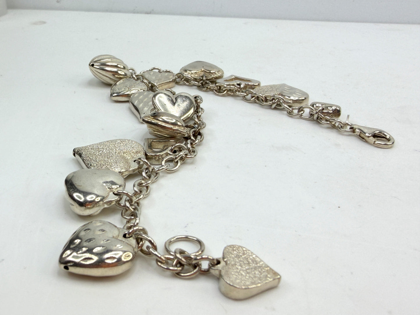 Vintage Sterling Silver Multi Charm Bracelet 14 Charms 19.5g 8.25in JR1494