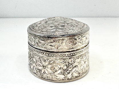 Vintage Sterling Silver Repousse Floral Oval Deep Trinket Box SS369 H925