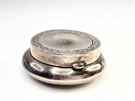Vintage Sterling Silver Round Powder Pill Trinket Box Pendant SS370