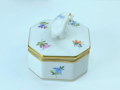 Herend Hungary Porcelain Funny Kitten Gold trimmed Finial Trinket Ring Octagonal