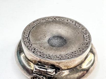 Vintage Sterling Silver Round Powder Pill Trinket Box Pendant SS370