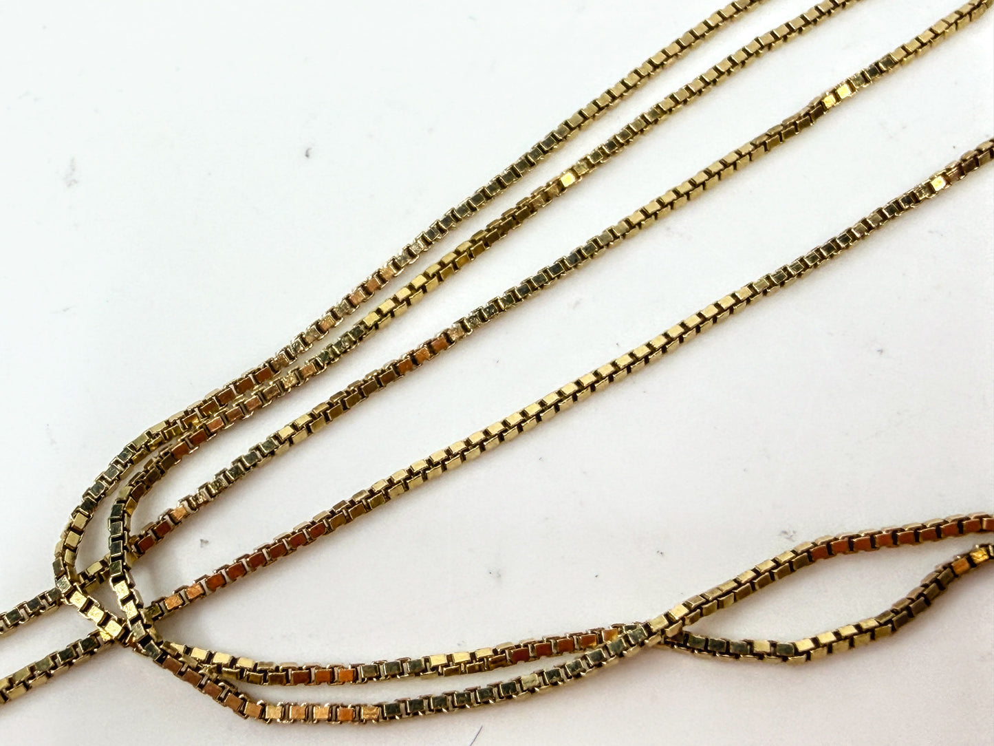 Vintage 14K Gold Diamond and Sapphire Halo Necklace JR1500