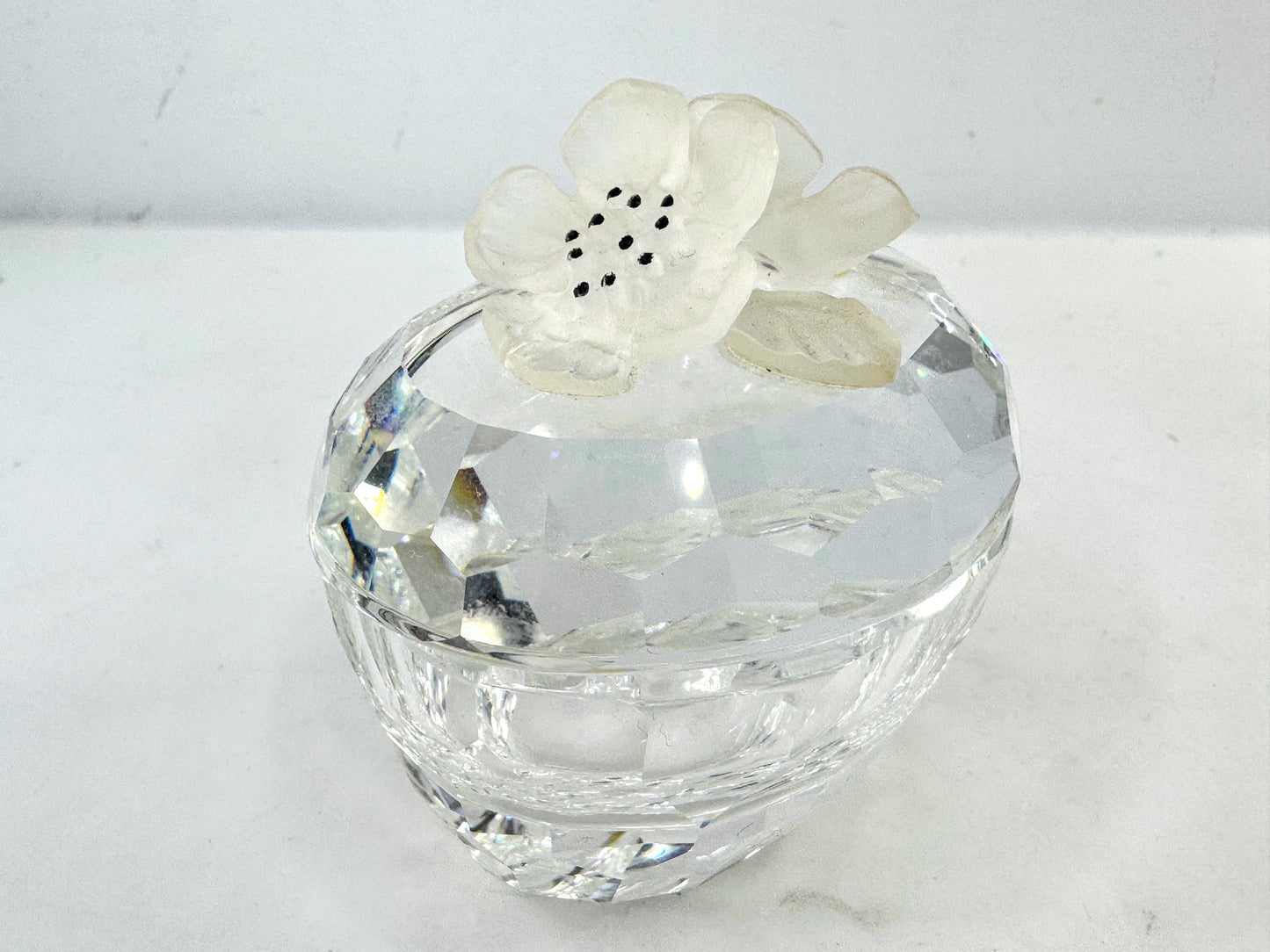 Retired Swarovski Anemone Frosted Crystal Floral Trinket Box Mint, COA S288