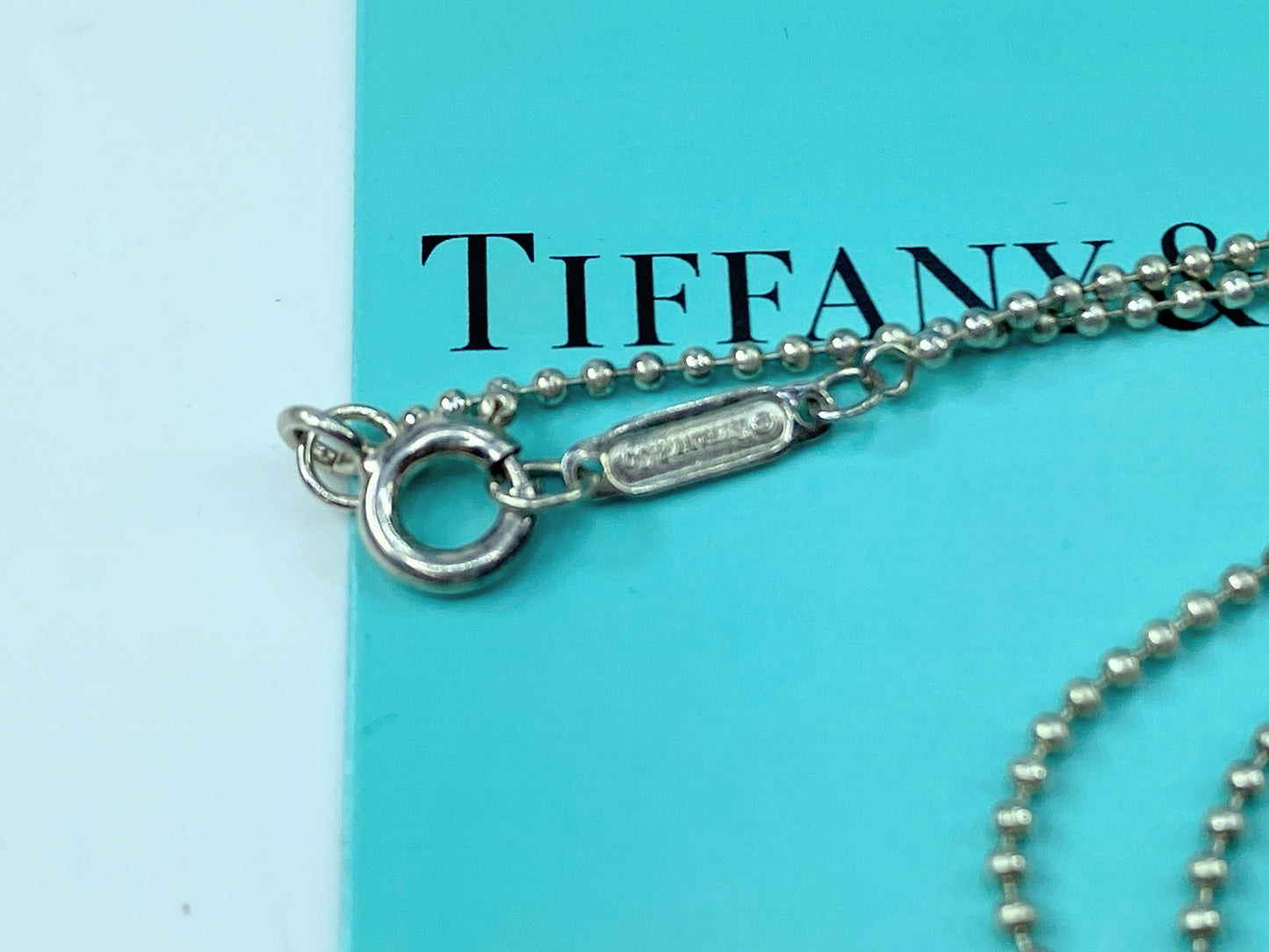 Tiffany & Co Sterling Initial Letter 'K' Circle Disc Pendant Bead Necklace JR347