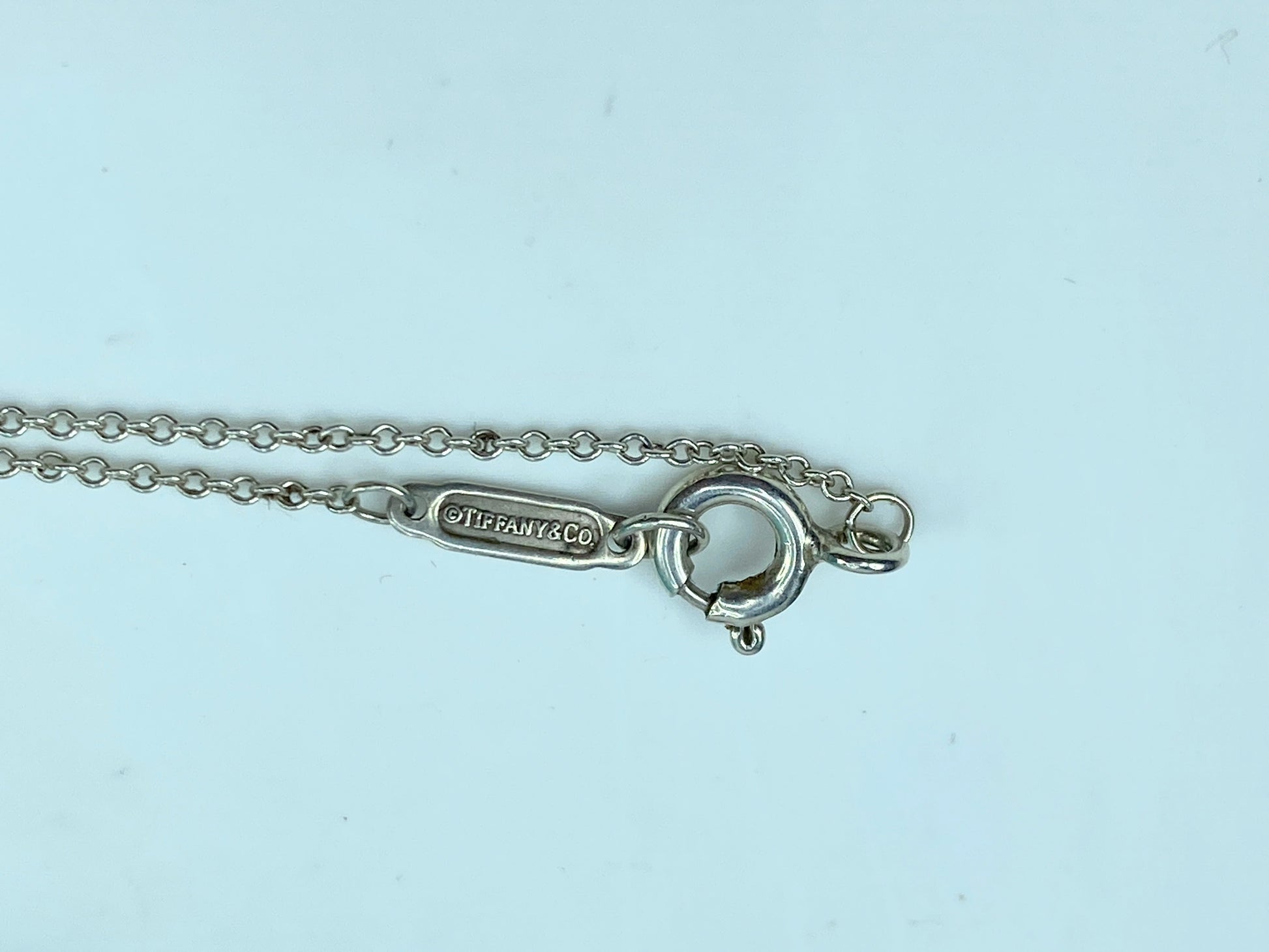 Tiffany & Co Sterling Initial Letter 'g' Circle Disc Pendant Bead Necklace JR348