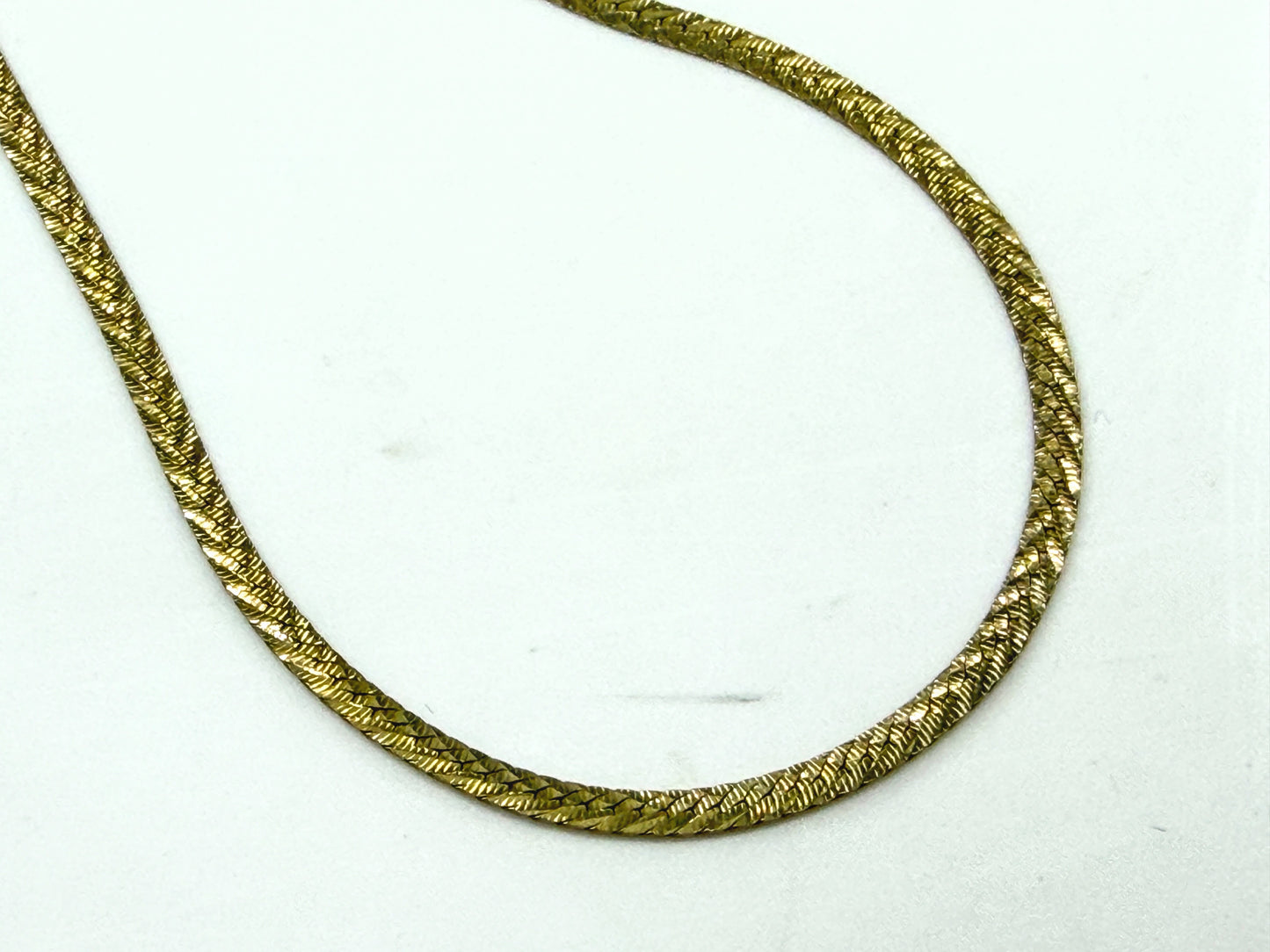 Vintage 14K Yellow Gold Textured Herringbone Chain Necklace 19.5" JR1503