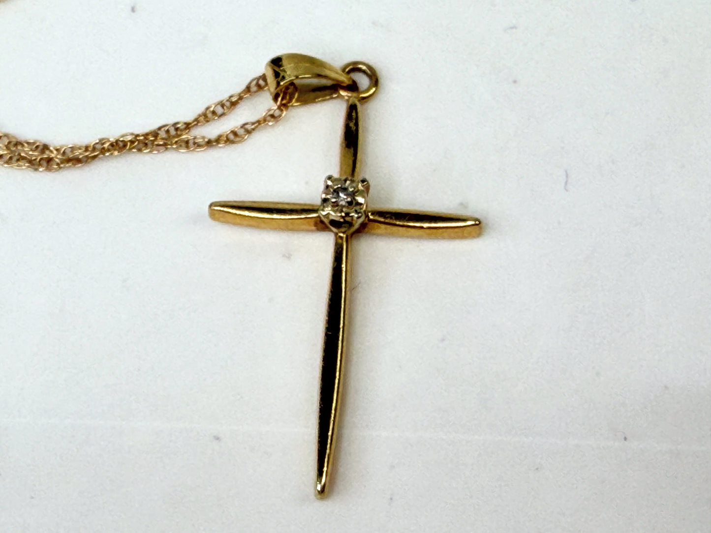 Vintage 14K Gold Chain 10K Gold Diamond Cross Pendant Necklace 20" JR1508
