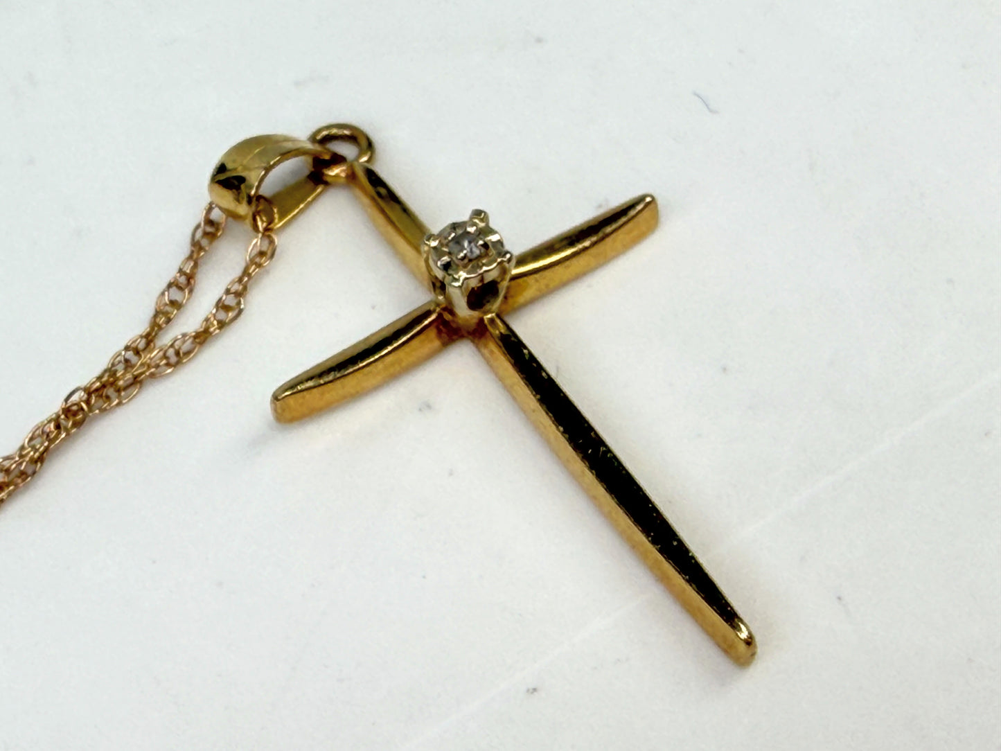 Vintage 14K Gold Chain 10K Gold Diamond Cross Pendant Necklace 20" JR1508