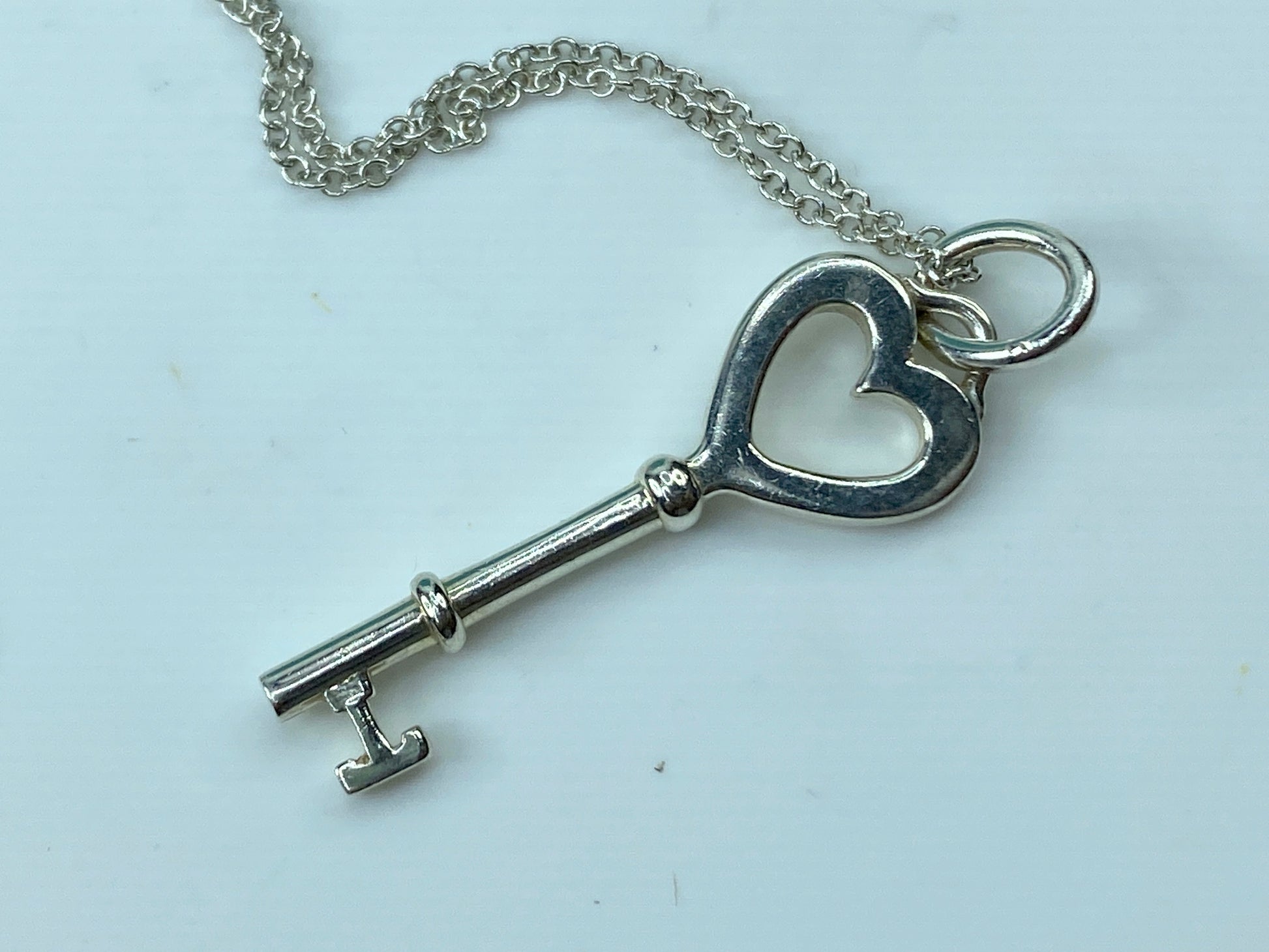 Tiffany & Co. Sterling Silver 925 Heart Key Pendant Necklace 18.5" JR363