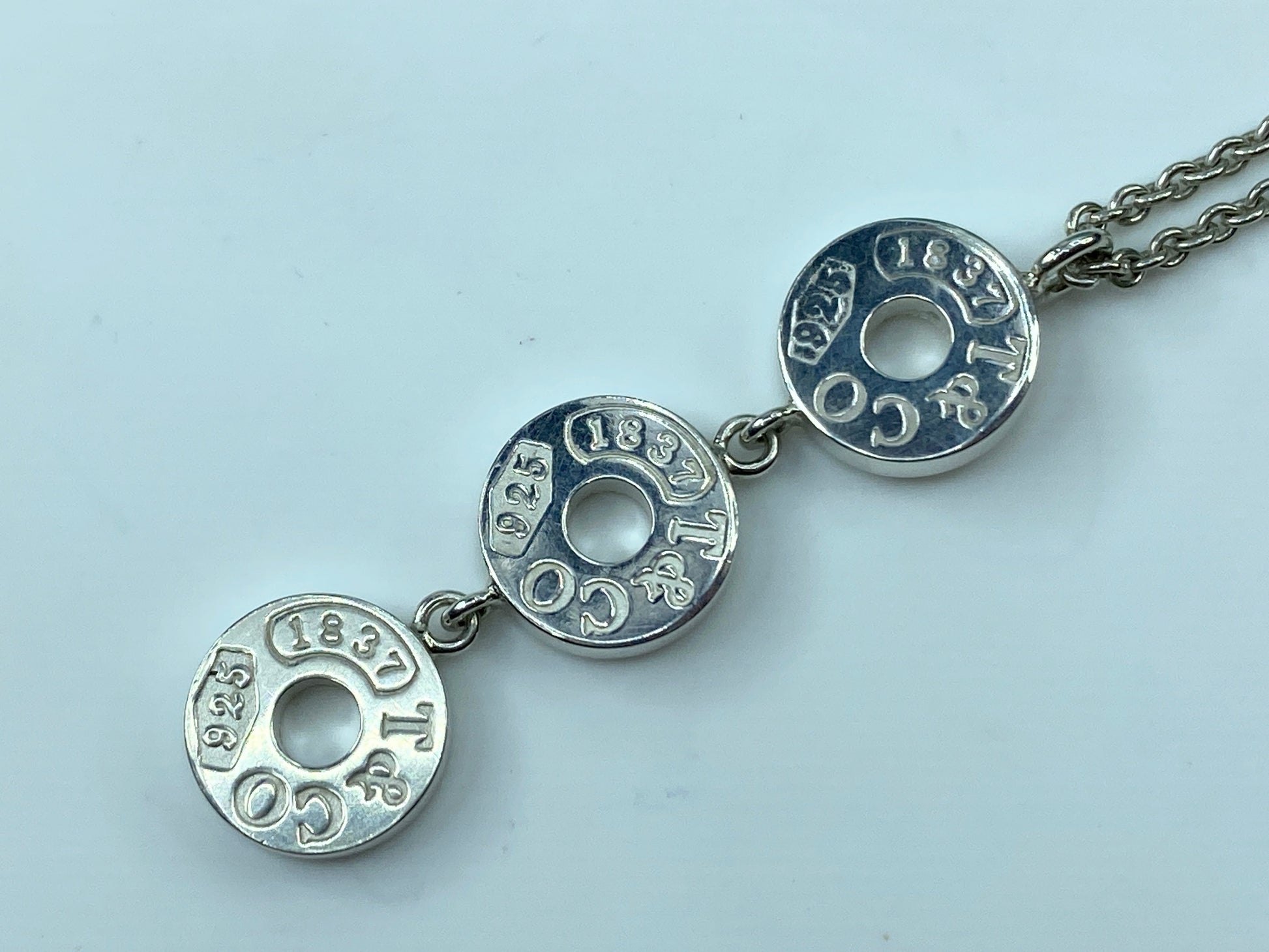 Tiffany & Co Sterling 1837 Triple 3 Circle Disc Drop Pendant Necklace 18" JR366