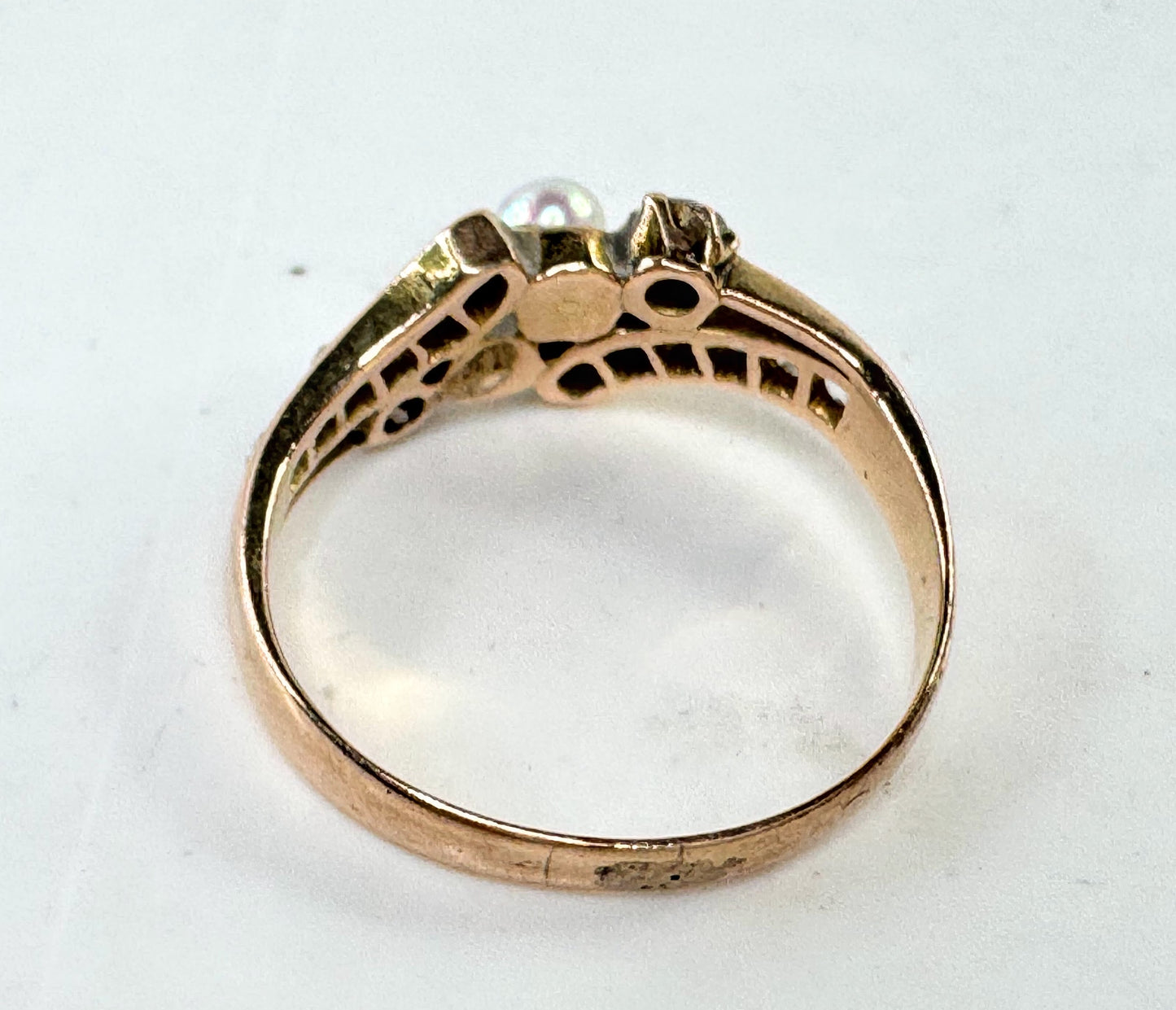 Antique 14K Gold Pearl Old Euro Diamond bypass Ring Size 5.75 JR1609