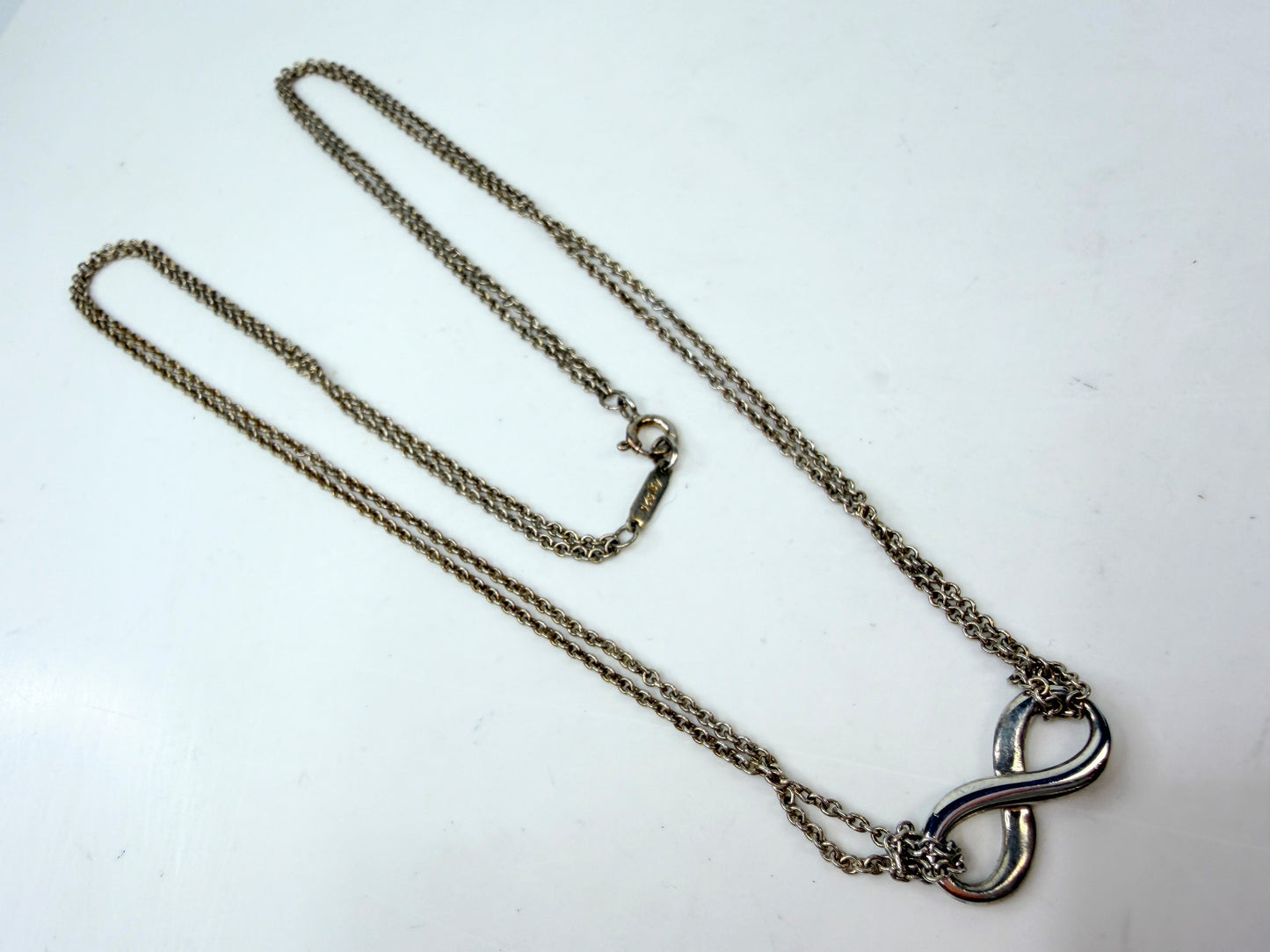 Vintage Tiffany & Co. Sterling Silver Infinity Pendant Necklace JR1513