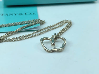 Tiffany & Co. Elsa Peretti Sterling Silver Apple Necklace authentic JR378