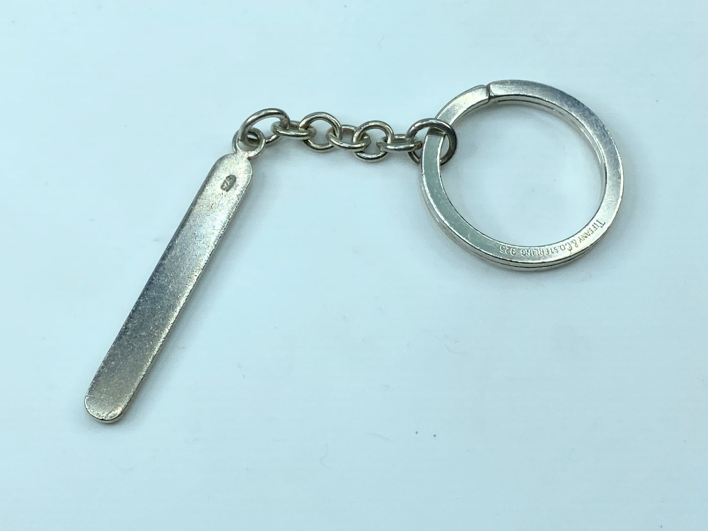 Tiffany & Co. Sterling Silver Bar Key Ring/Ring with Tiffany Case 15.1g JR380