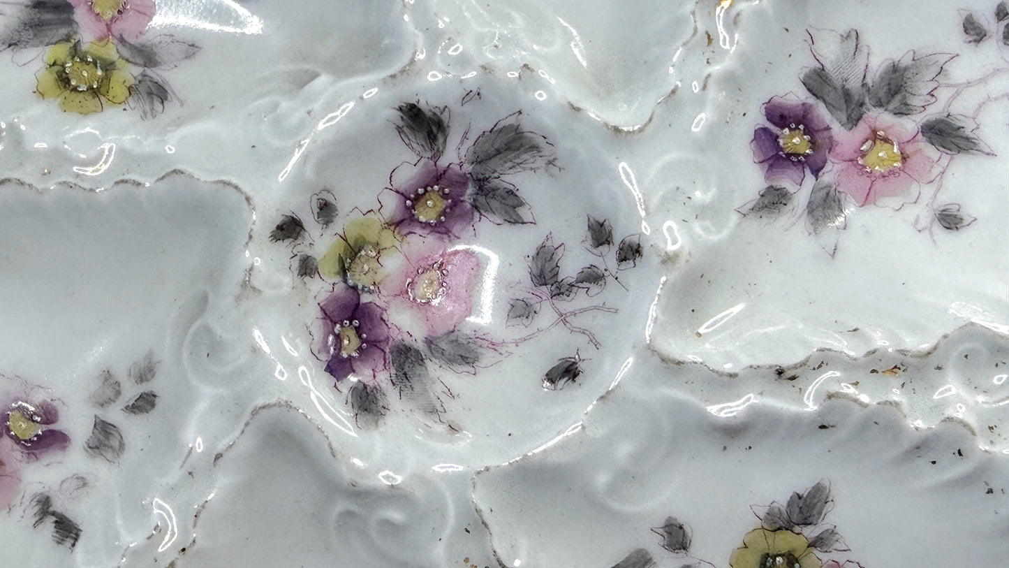 Antique Limoges Oyster Plate Floral Relief Embossed Wells A893