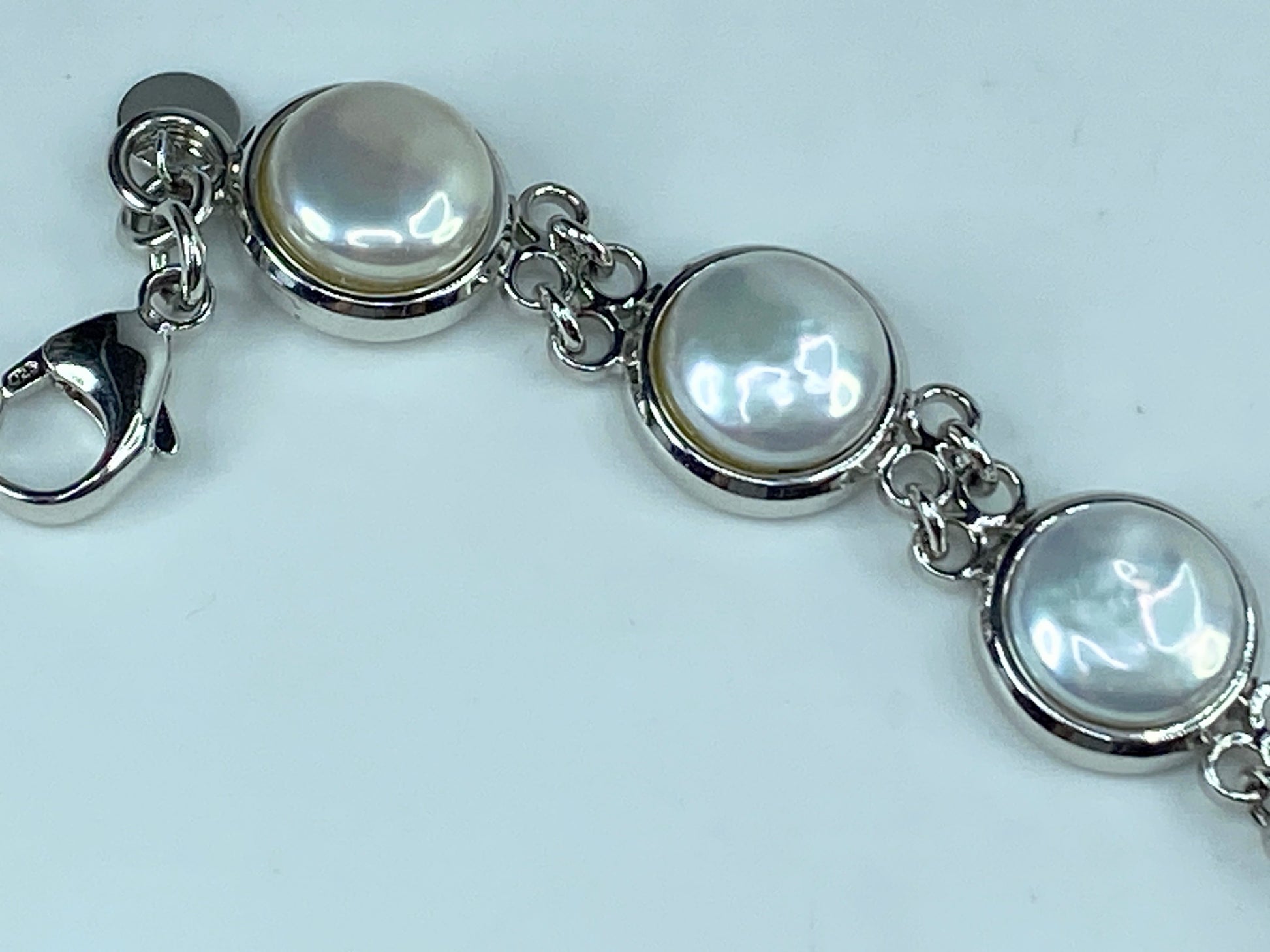 Tiffany & Co. Sterling silver Retired Iridesse Pearl bezel link bracelet JR382
