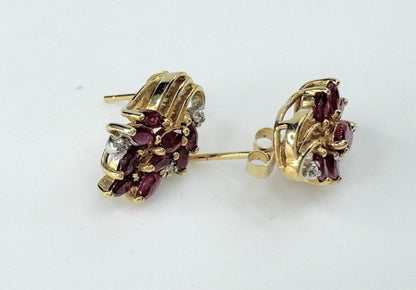 14K Yellow Gold Red Ruby & Diamond Cluster Pierced Earrings JR9398