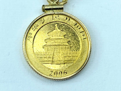 2006's 50 yuen 1/10oz Panda gold coin in 14K bezel 4.0g JR9174