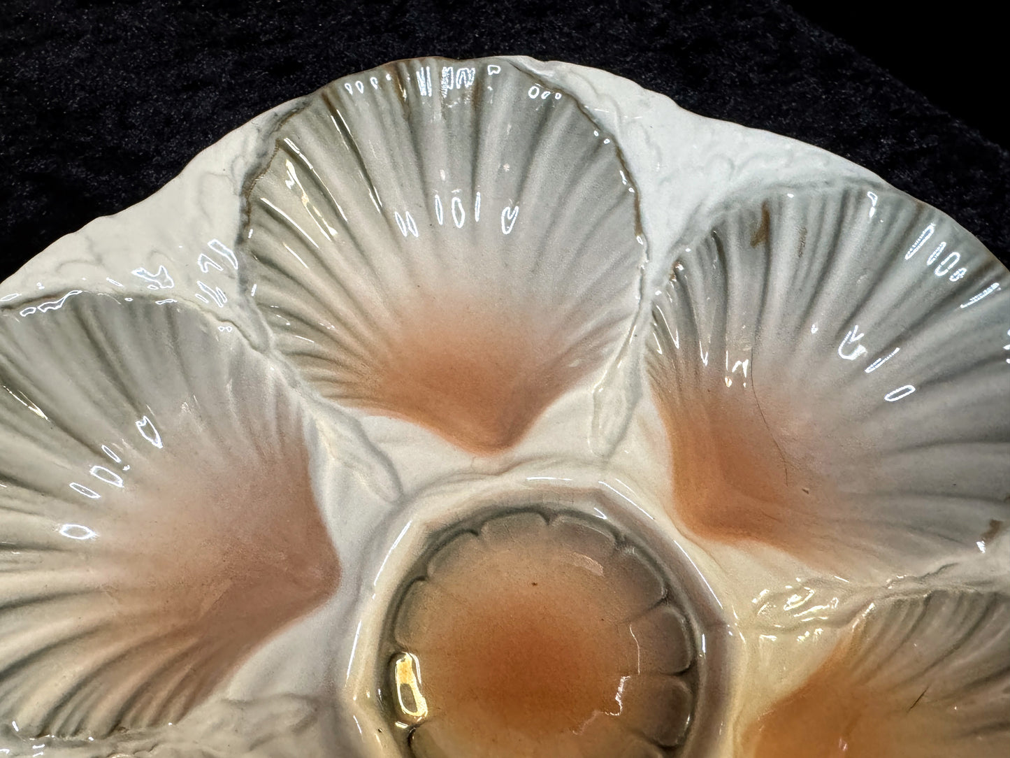 Vintage Sarreguemines France Oyster Plate Majolica 9.125” A941
