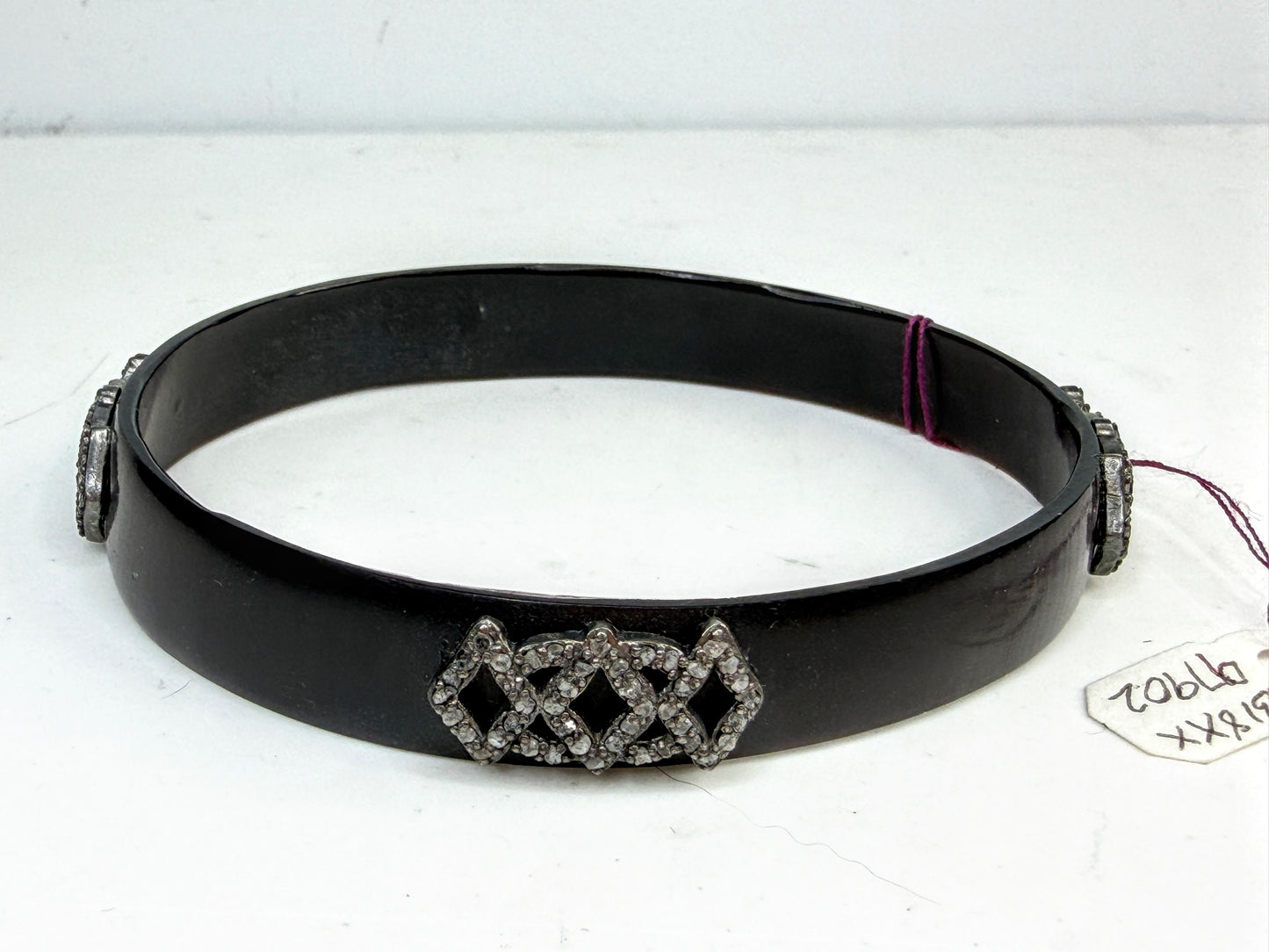 Victorian 1.56ctw single-Cut Diamond & Whitby Jet Mourning Bangle - Sterling Silver JR1521