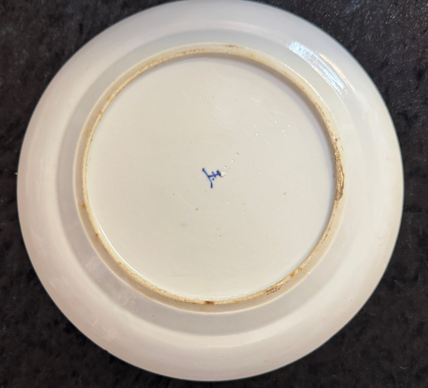 Antique Chinese Blue and White Porcelain Figural Plate A939