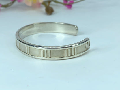Tiffany & Co Atlas Roman Numeral Bracelet Cuff Bangle Sterling Silver JR308
