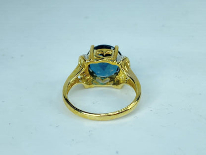 Vintage 10 Karat Yellow Gold Blue Topaz and Diamond 3.5g s6 JR985