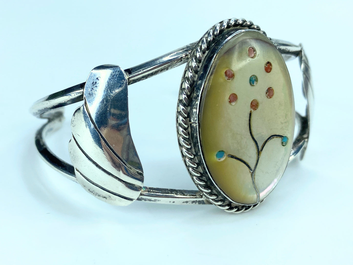 Marvelous Native American Zuni Mother Of Pearl Sterling Bracelet 20g 6" JR9181