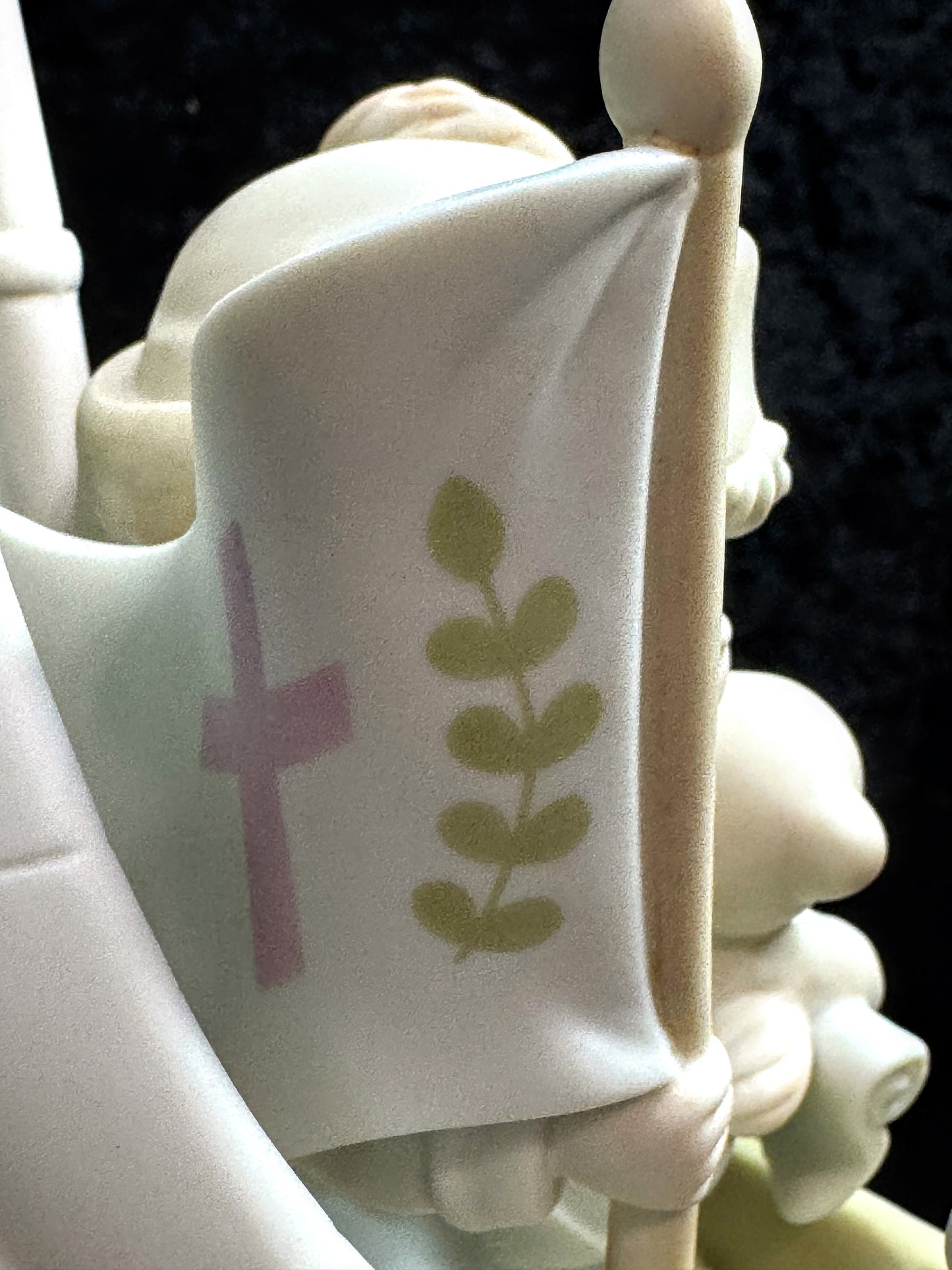 Precious Moments Limited Edition "This Land Is Our Land" Figurine Box Mint A949