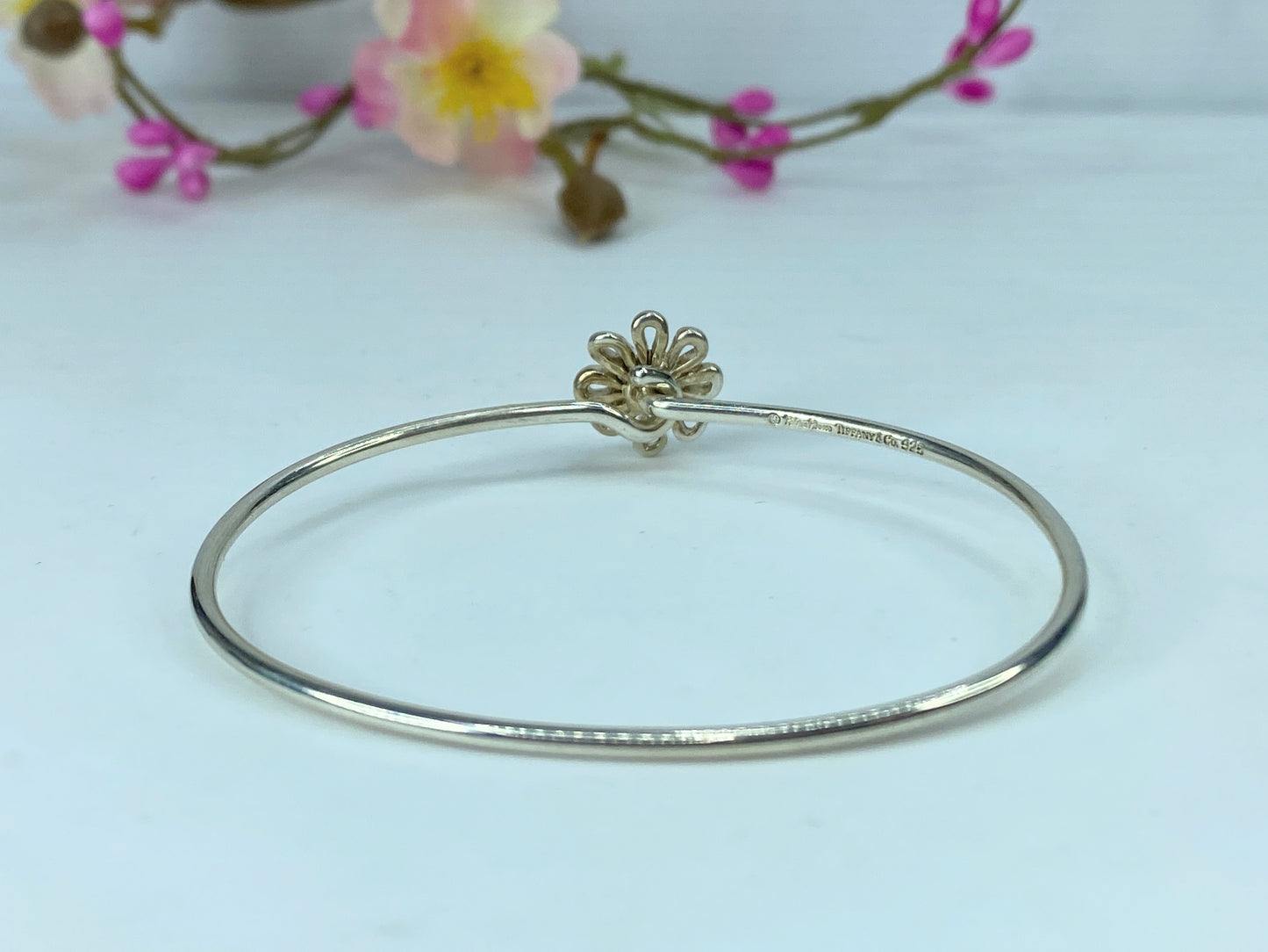 Tiffany & Co Paloma Picasso 18K Gold Silver Daisy Bangle Hook 6.5 7g JR314