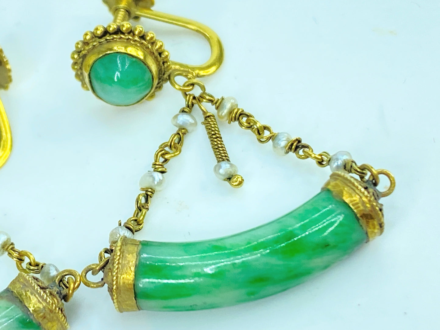 Mid-Century 14K Gold Jadeite & Seed Pearl Screw-Back Dangle Earrings 7.9g