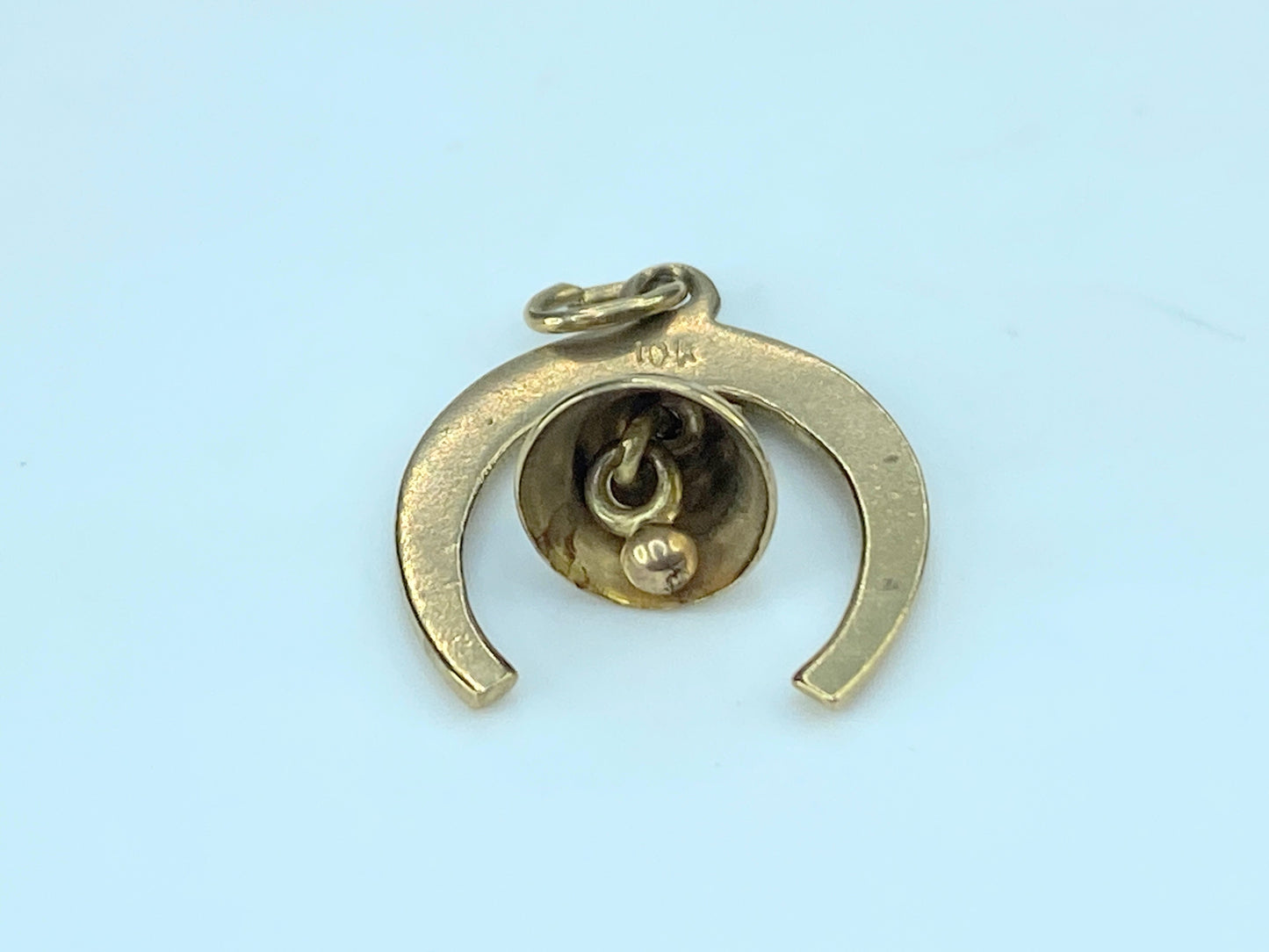 10k Yellow Gold Horseshoe Ring With Dangling Bell 1.5 g JR9187