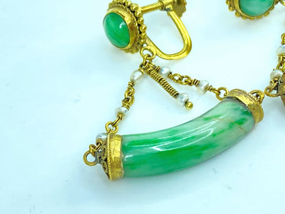 Mid-Century 14K Gold Jadeite & Seed Pearl Screw-Back Dangle Earrings 7.9g