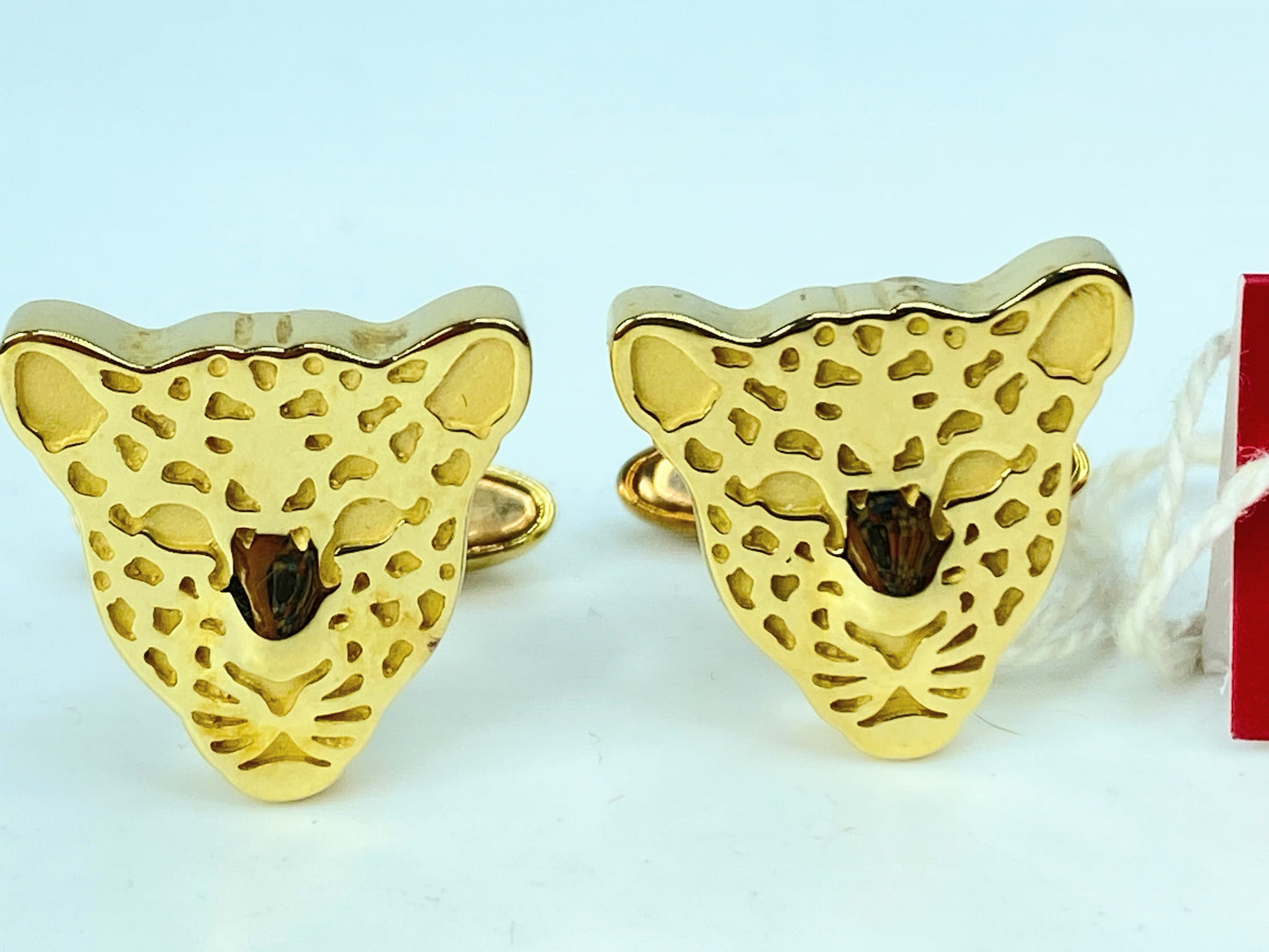 Vintage Carrera y Carrera 18K Yellow Gold Leopard Head Cufflinks JR1079