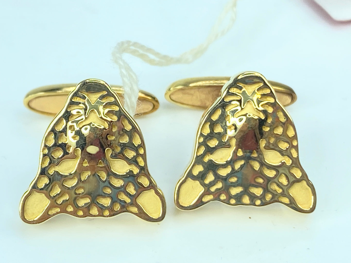 Vintage Carrera y Carrera 18K Yellow Gold Leopard Head Cufflinks JR1079