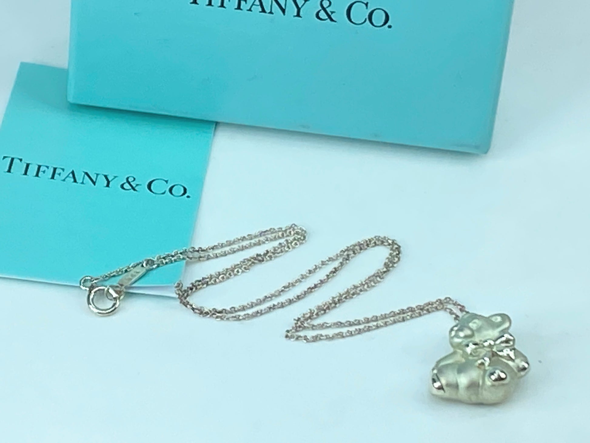 Tiffany & Co Sterling Silver Teddy Bear with Ribbon Bow Necklace 16" Chain JR324