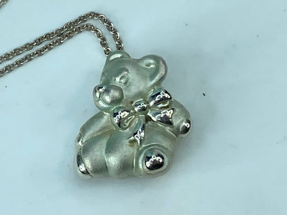 Tiffany & Co Sterling Silver Teddy Bear with Ribbon Bow Necklace 16" Chain JR324