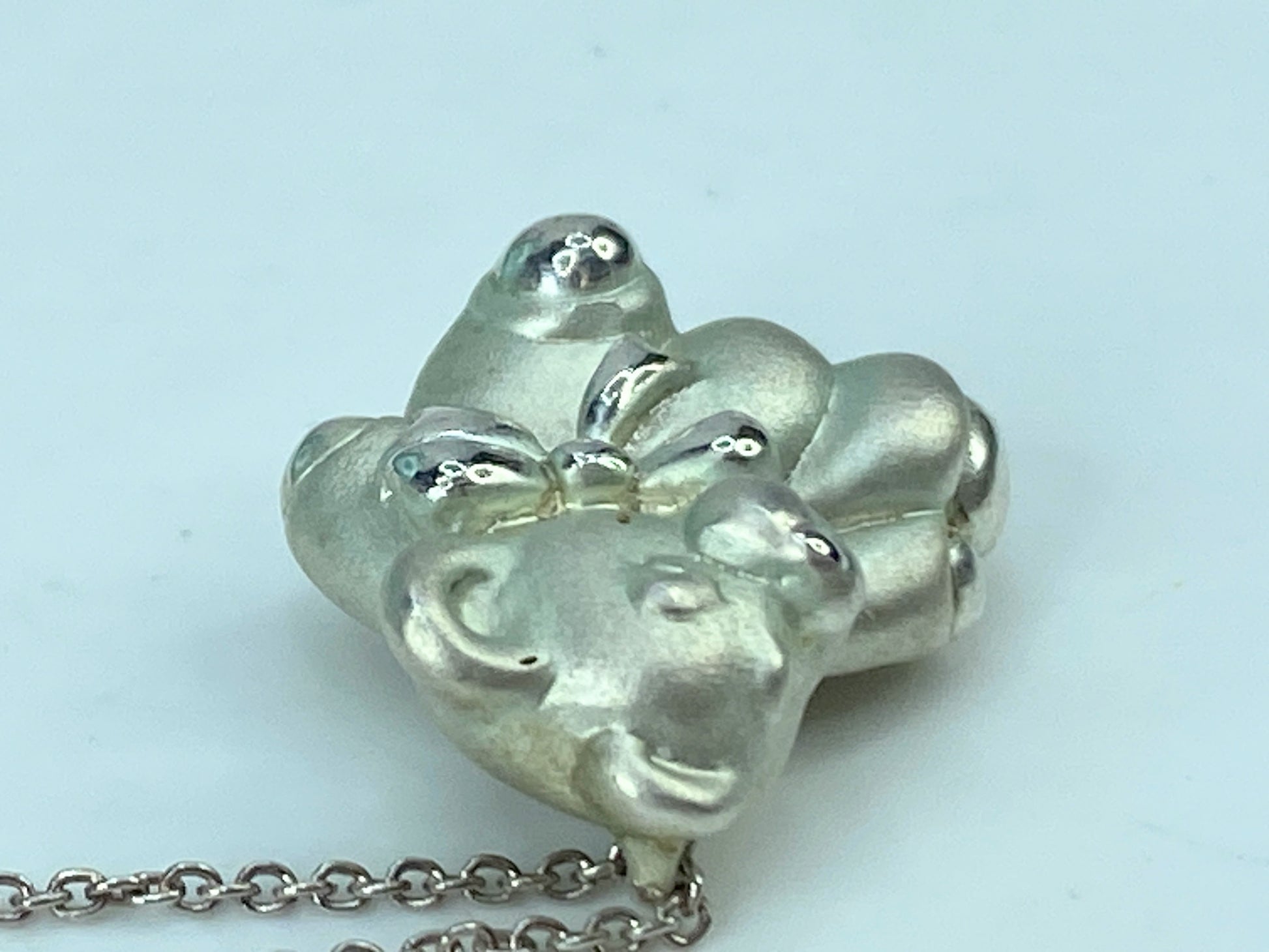 Tiffany & Co Sterling Silver Teddy Bear with Ribbon Bow Necklace 16" Chain JR324