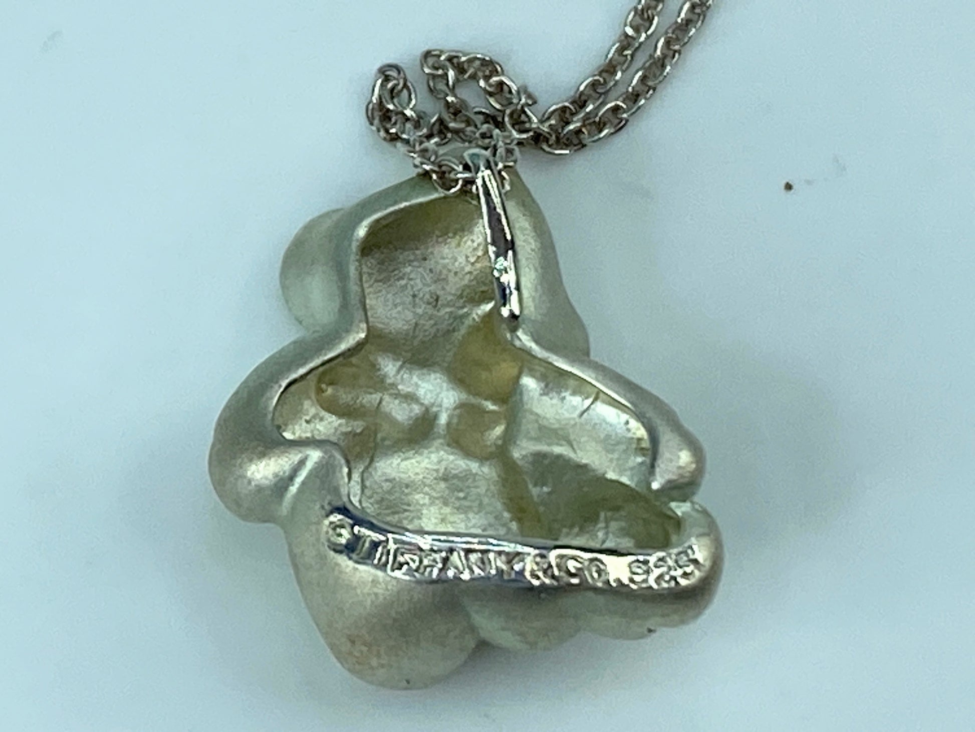 Tiffany & Co Sterling Silver Teddy Bear with Ribbon Bow Necklace 16" Chain JR324