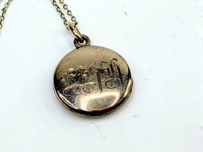 Antique Gold Locket Pendant Necklace 14K 15 Inch Round Locket JR1537