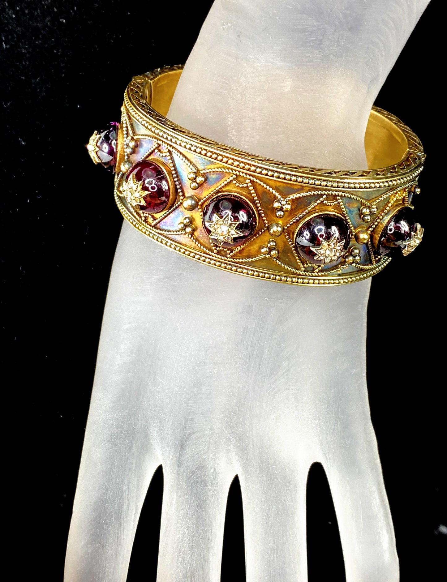 Appraised $9,995 Victorian 15k 10.0ct Carbuncle garnet Diamond bangle 6.6" 46.7gm