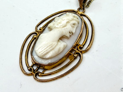 Vintage 10K Gold Carved Cameo Pendant Necklace 16 Inch JR1539