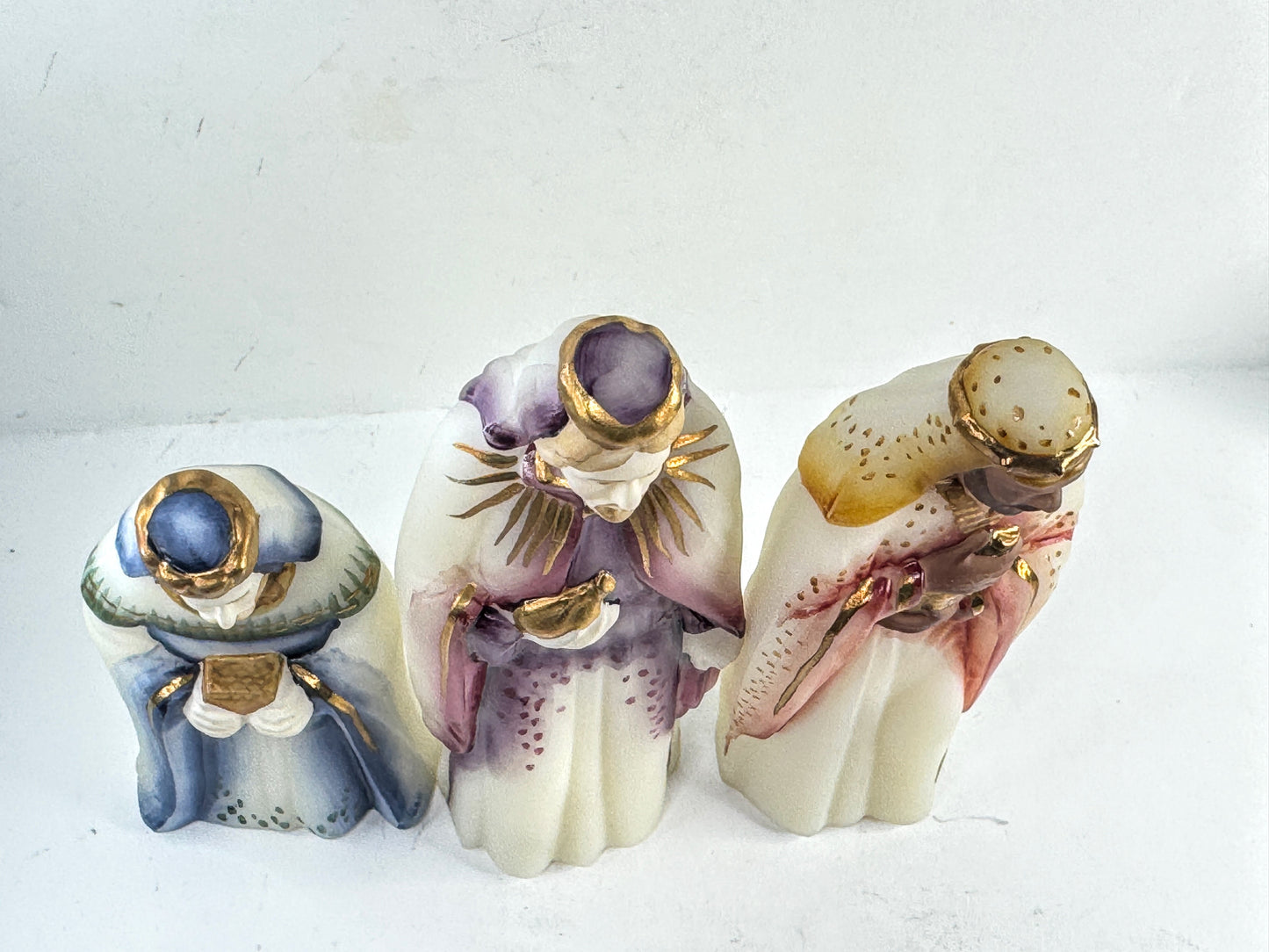 Vintage Fenton Glass Three Wise Men Nativity Set Opal Satin Hand Painted A961