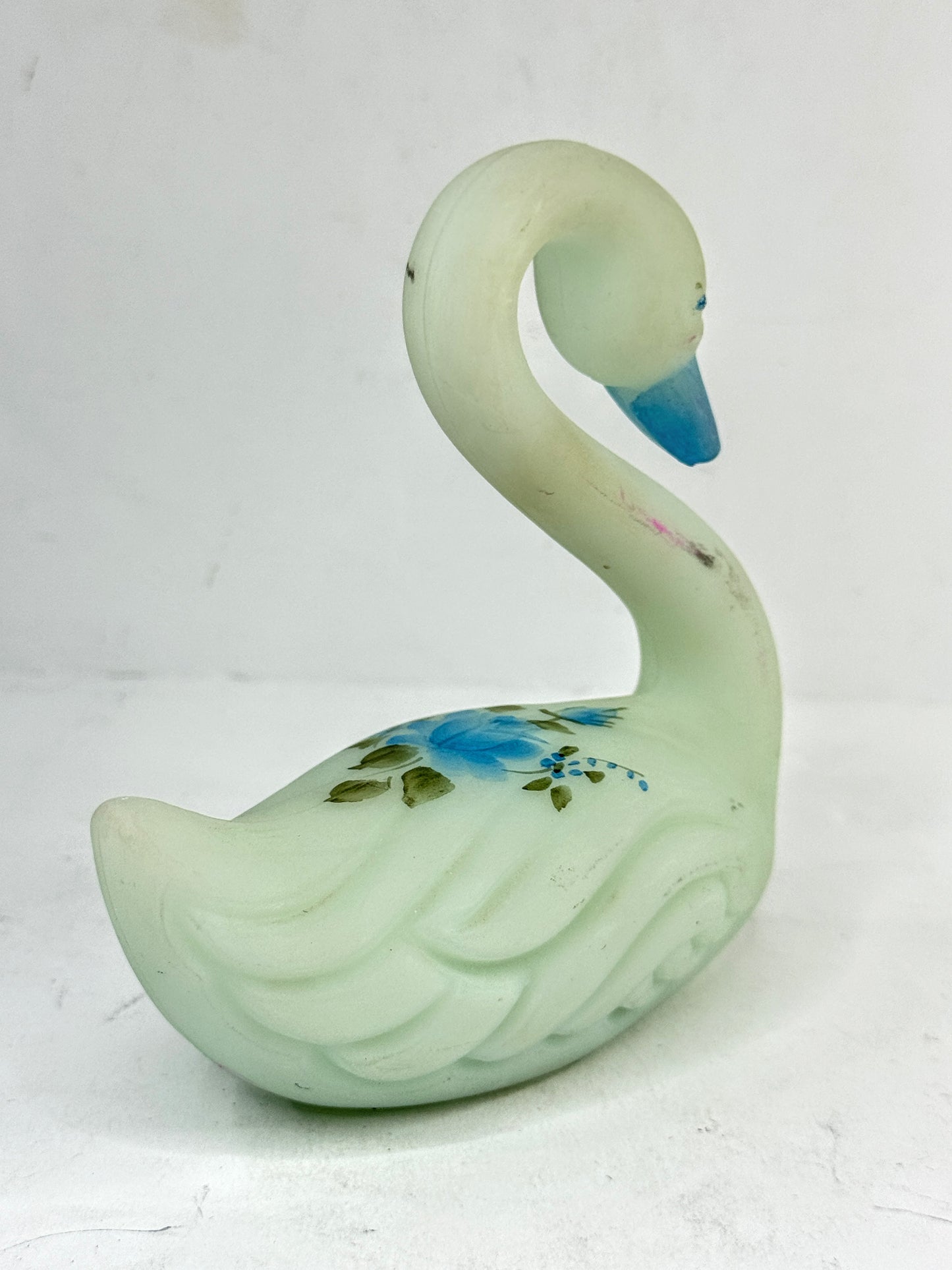 Vintage Hand Painted Swan Figurine Signed Frida Hubbard 1980 A292