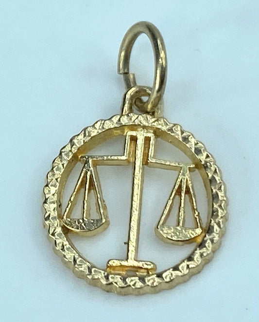 14K yellow gold Zodiac charm pendant 11.5mm JR9353