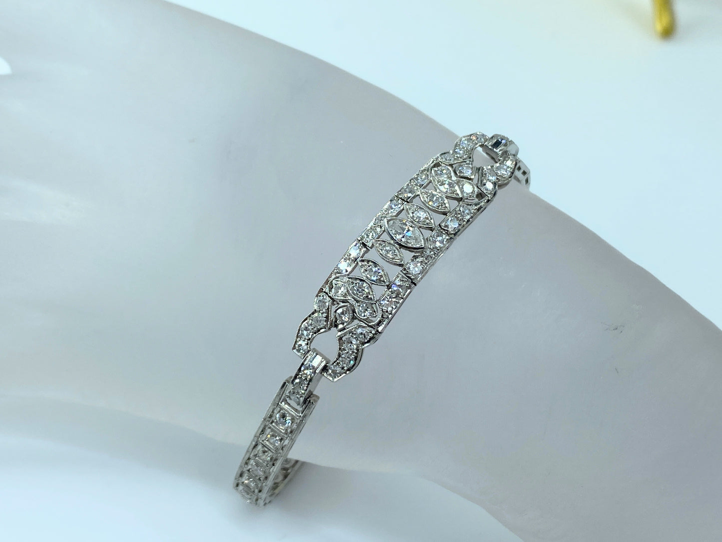 Appraised $8,650 Antique Platinum 2.25ct G/VS2 Old Euro cut Diamond bracelet 17.3g