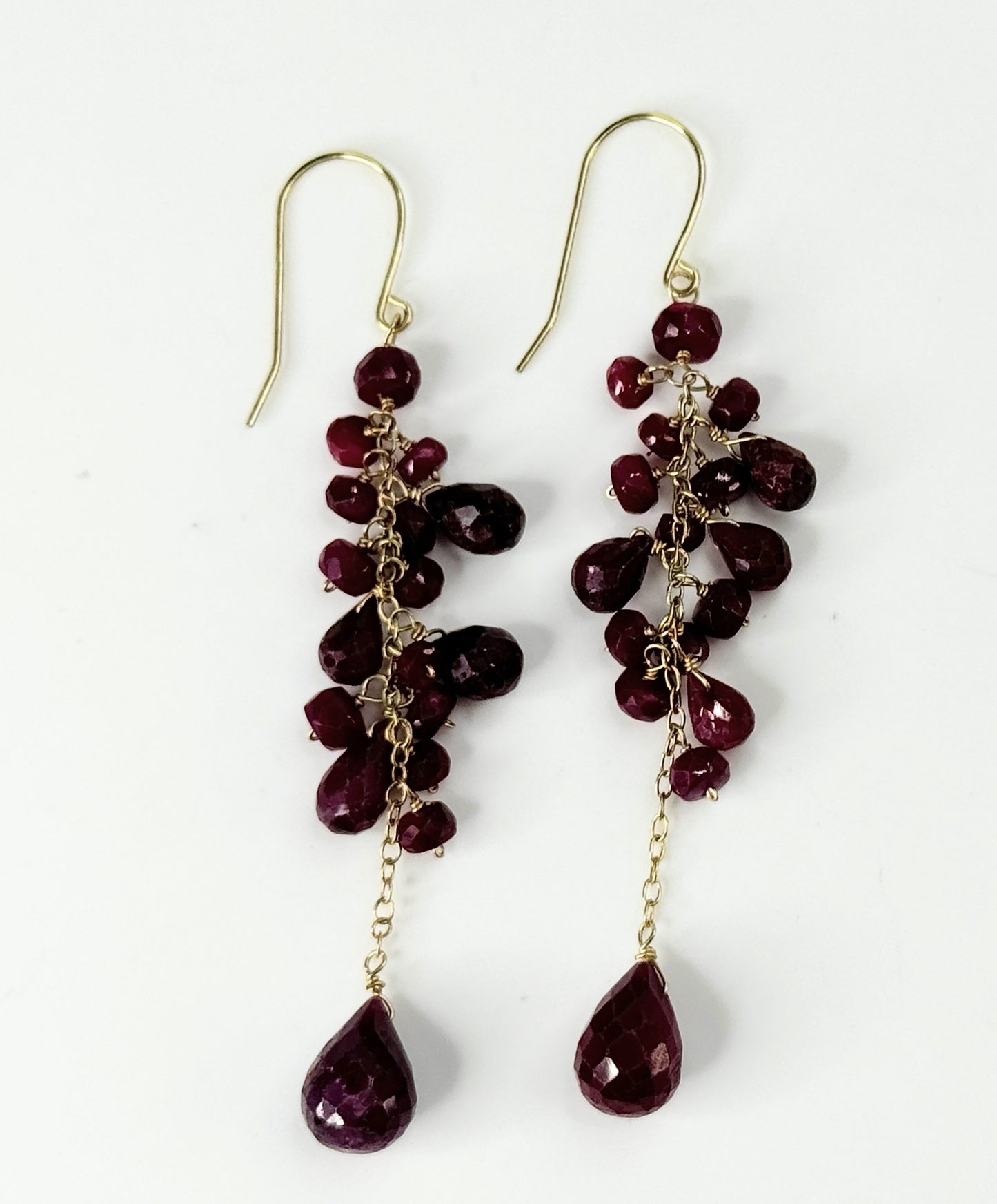 14k Gold natural Ruby Earrings faceted Briolette Teardrops 6.0g 2 5/8" JR9445