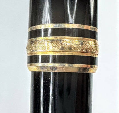 Vintage Montblanc Meisterstuck Classique 144 Fountain Pen 14K Med nib SS396